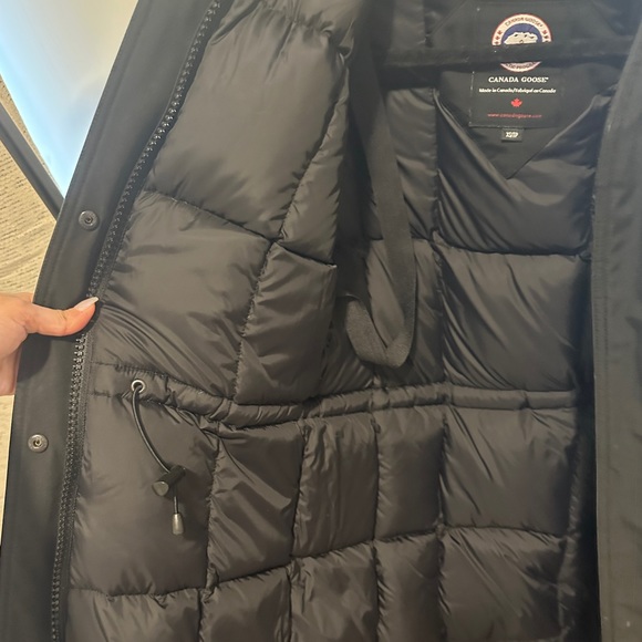 Canada Goose "Victoria" Fur-Hooded Parka Jacket - Picture 2 of 9